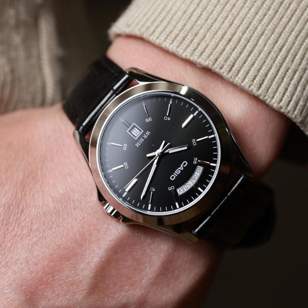 Casio Muški sat MTP-1370L-1A