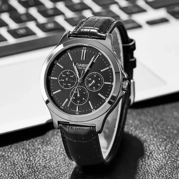 Casio Muški sat MTP-V300L-1A