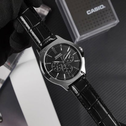 Casio Muški sat MTP-V300L-1A