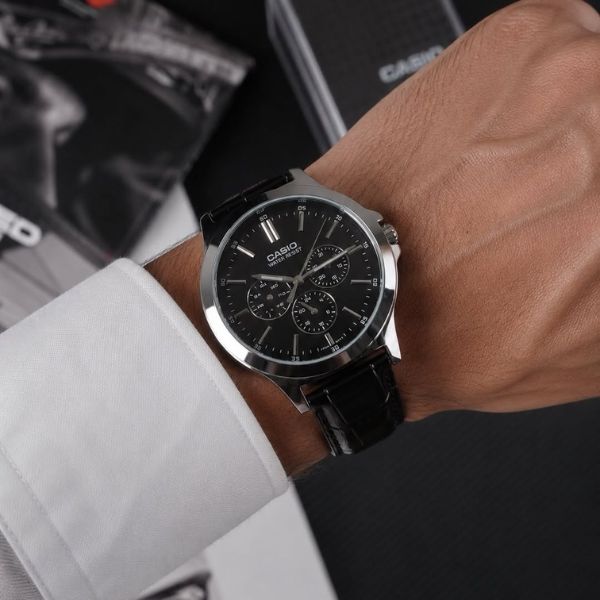 Casio Muški sat MTP-V300L-1A